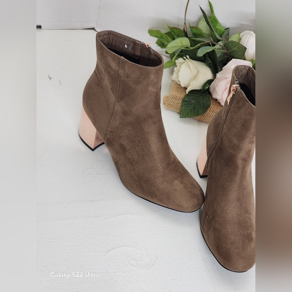 Elegant Brown Ankle Boots
